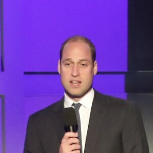 Le prince William, duc de Cambridge, assiste à la projection d'un documentaire de la BBC "Mind over marathon" dans le cadre d'une campagne sur les maladies mentales à Londres le 18 avril 2017.