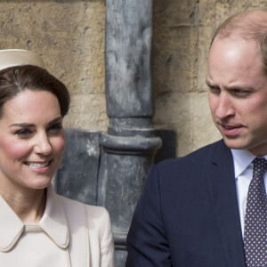 Catherine Kate Middleton, la duchesse de Cambridge et son mari le prince William, duc de Cambridge - La famille royale britannique assiste à la messe de Pâques à la chapelle Saint-Georges de Windsor, le 16 avril 2017