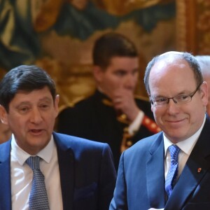 Semi-exclusif - Le prince Albert II de Monaco prenait part le 20 avril 2017 à une réception donnée au palais de l'Elysée par François Hollande en l'honneur de la voile française et particulièrement les skippers Armel Le Cléac'h et Thomas Coville, récipiendaires de la Légion d'honneur. © Giancarlo Gorassini/Bestimage