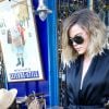 Khloé Kardashian quitte un restaurant après le déjeuner à Los Angeles le 20 avril 2017.