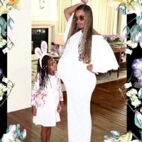 Beyonce enceinte de jumeaux : Sa petite Blue Ivy fan de son ventre rond