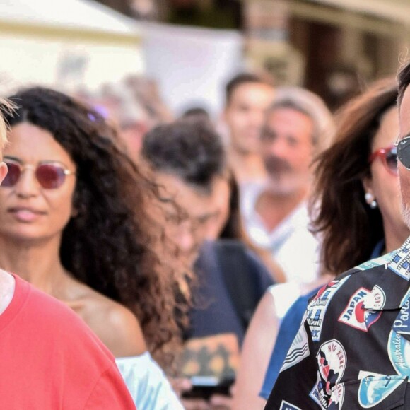 Elton John et son mari David Furnish passent une journée à Portofino avec des amis le 27 août 2016.