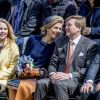 Le roi Willem-Alexander des Pays-Bas fêtait en famille et en public, entouré notamment de sa femme la reine Maxima et leurs filles les princesses Catharina-Amalia, Alexia et Ariane, son 50e anniversaire le 27 avril 2017 à l'occasion de grandes célébrations à Tilburg, dans le sud du pays.