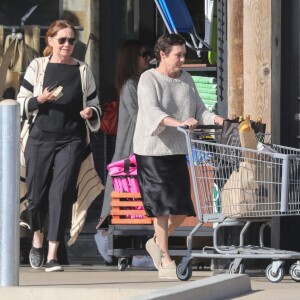 Shannen Doherty fait ses courses chez Trancas Country Market, le 30 mars 2017