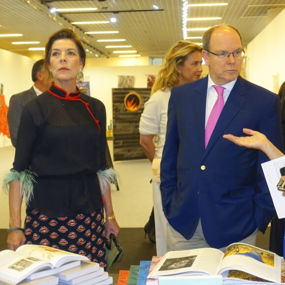 Semi-Exclusif - La princesse Caroline de Hanovre et le prince Albert II de Monaco prenaient part à l'inauguration de l'exposition artmonte-carlo à Monaco le 28 avril 2017 © Claudia Albuquerque / Bestimage