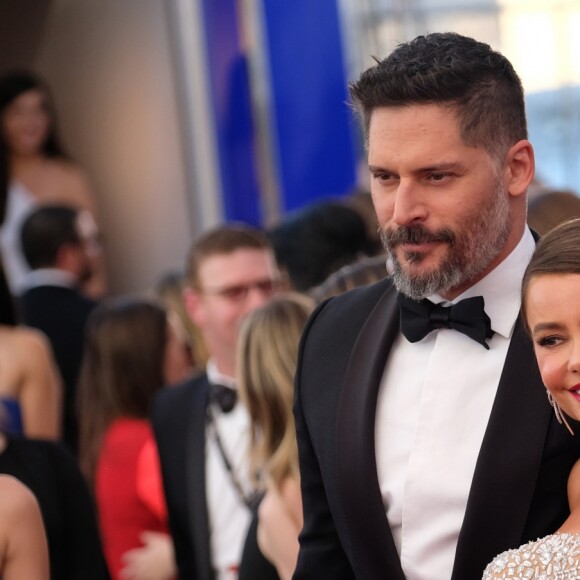 Sofia Vergara et son mari Joe Mantagliano - Tapis rouge de la 23ème soirée annuelle Screen Actors Guild awards au Shrine auditorium à Los Angeles, le 29 janvier 2017 @ Chris Delmas/Bestimage