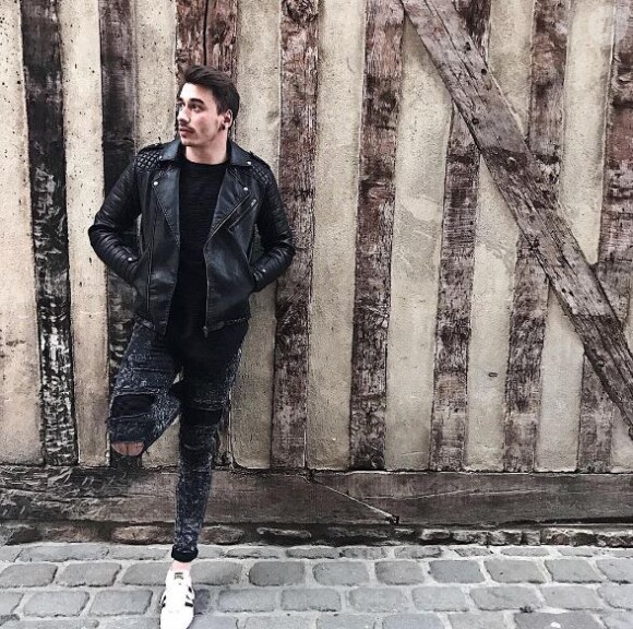 Florian Allister, le nouveau chéri d'EnjoyPhoenix, prend la pose sur Instagram.