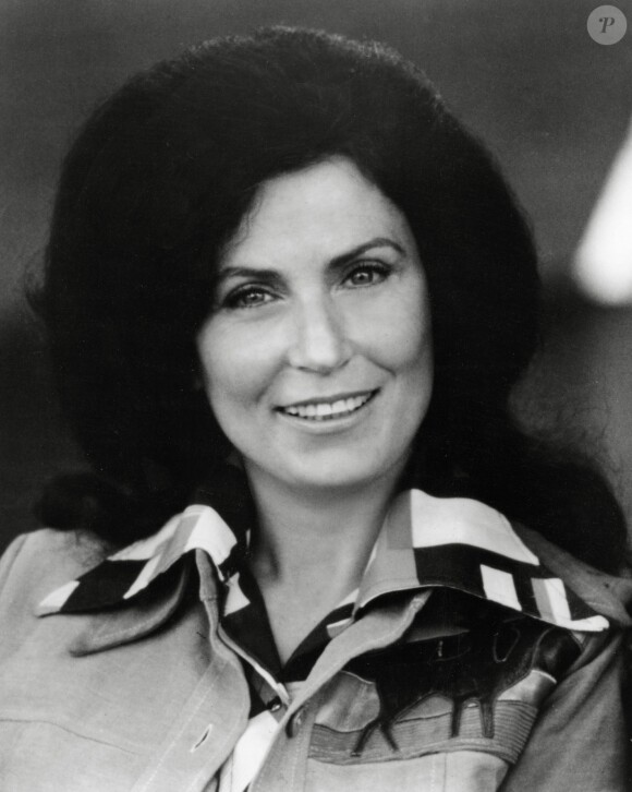 Loretta Lynn vers 1972, photo d'archives