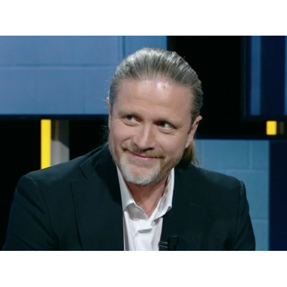 Emmanuel Petit dans Le Vestiaire sur SFR Sport le 4 mai 2017