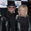 Maurice Gibb et sa femme à Londres en avril 2001.