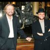 Les frères Barry et Maurice Gibb à Monaco en 1997.