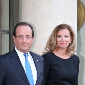 François Hollande president de la republique et Valerie Trierweiler - Diner en l'honneur de Mr Joachim Gauck president federal d'Allemagne au palais de l'Elysee a Paris le 3 septembre 2013.