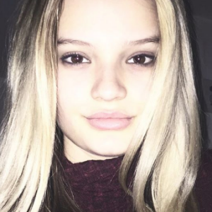 Caylee King, 19 ans, a signé dans la même agence que son chéri Presley Gerber, IMG Models.