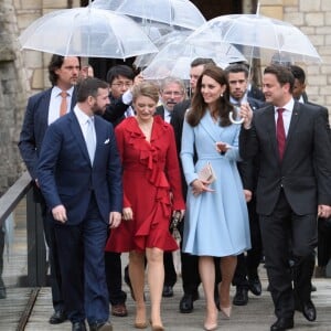 Catherine (Kate) Middleton, duchesse de Cambridge et la comtesse Stéphanie de Lannoy, grande-duchesse héritière de Luxembourg, le prince Guillaume, grand-duc héritier de Luxembourg et Xavier Bettel, premier ministre du Grand-Duché de Luxembourg - Catherine Kate Middleton, la duchesse de Cambridge en visite au Luxembourg, le 11 mai 2017. Kate Middleton visite le musée Dräi Eechelen lors de la célébration du 150e anniversaire de la signature du Traité de Londres.  Catherine visits Dräi Eechelen museum during the celebration of the 150th anniversary of the Treaty of London, signed on 11th May 1867 in Luxembourg, on May 11, 2017.11/05/2017 - Luxembourg