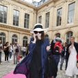 Isabelle Adjani - Arrivées au défilé de mode Haute-Couture automne-hiver 2016/2017 "Schiaparelli" à Paris. Le 4 juillet 2016.