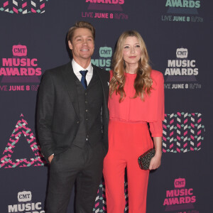 Chad Michael Murray et sa femme Sarah Roemer à la soirée CMT Music Awards à Bridgestone Arena à Nashville, le 8 juin 2016 © AdMedia via Bestimage