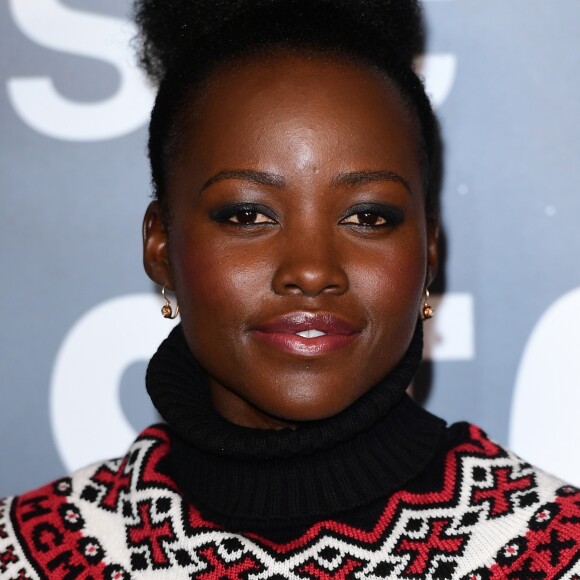 Lupita Nyong'o assiste à la projection de 'Can't Stop, Won't Stop: A Bad Boy Story' au cinéma Curzon Mayfair. Londres, le 17 mai 2017.