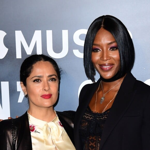 Salma Hayek et Naomi Campbell assistent à la projection de 'Can't Stop, Won't Stop: A Bad Boy Story' au cinéma Curzon Mayfair. Londres, le 17 mai 2017.