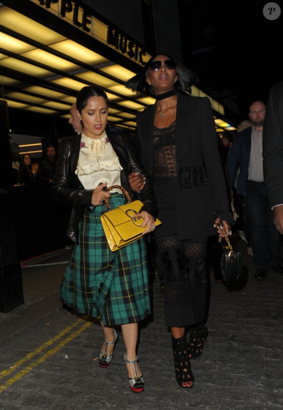 Salma Hayek et Naomi Campbell assistent à la projection de 'Can't Stop, Won't Stop: A Bad Boy Story' au cinéma Curzon Mayfair. Londres, le 17 mai 2017.