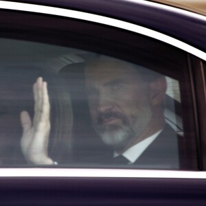 Le roi Felipe VI d'Espagne et la reine Letizia au palais d'Orient à l'occasion de la messe de funérailles à la mémoire d'Alicia de Bourbon-Parme, célébrée le 11 mai 2017 en la chapelle royale du Palais d'Orient à Madrid.