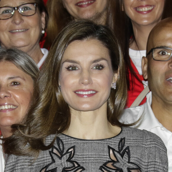 La reine Letizia d'Espagne lors d'un événement pour la journée mondiale de la Croix Rouge et du Croissant-Rouge à Séville, le 11 mai 2017.