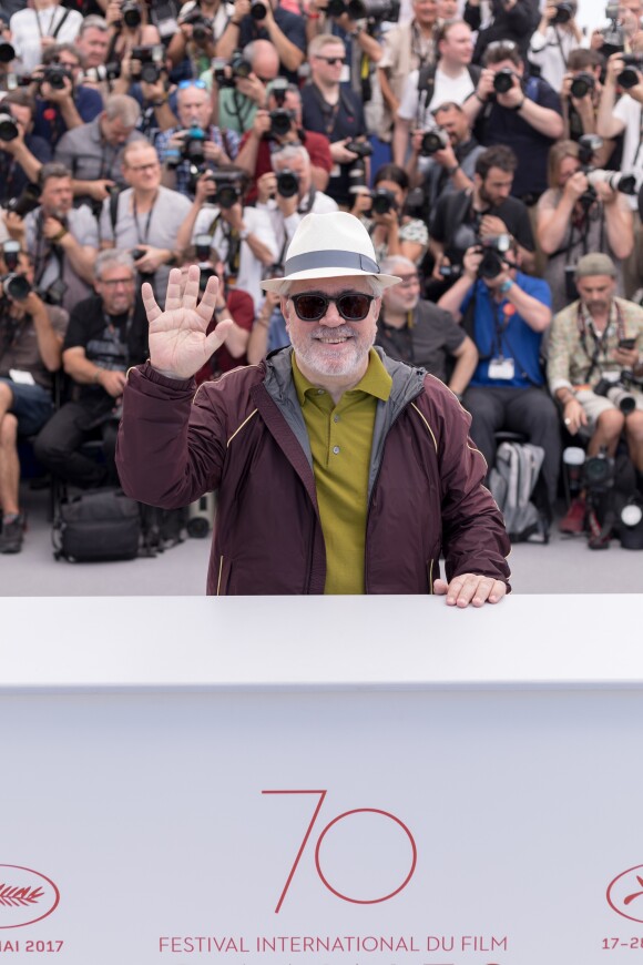 Pedro Almodovar, président du jury - Photocall du Jury du 70ème festival de Cannes le 17 mai 2017 © Cyril Moreau / Bestimage