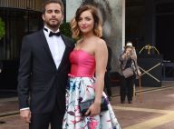 Priscilla Betti : Radieuse, elle pose (enfin) auprès de son chéri beau gosse