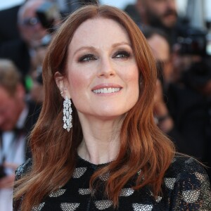 Julianne Moore (robe Louis Vuitton, bijoux Chopard) - Montée des marches du film "Okja" lors du 70e Festival International du Film de Cannes. Le 19 mai 2017. © Borde-Jacovides-Moreau / Bestimage