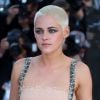 Kristen Stewart en Chanel - Montée des marches du film "120 battements par minute" lors du 70ème Festival International du Film de Cannes. Le 20 mai 2017. © Borde-Jacovides-Moreau / Bestimage
