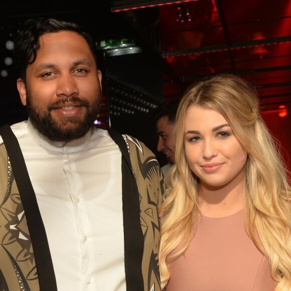 Exclusif - La blogueuse Kenza, Kevin Razy, EnjoyPhoenix et ElsaMuse - Kungs mixe à la Villa Schweppes lors du 70ème Festival International du Film de Cannes Le 21 mai 2017.