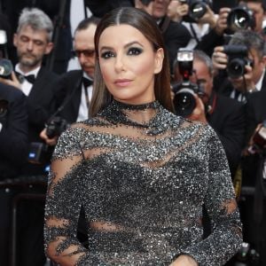 Eva Longoria (bijoux Messika) - Montée des marches du film de la Soirée 70ème Anniversaire lors du 70ème Festival International du Film de Cannes. Le 23 mai 2017. © Borde-Jacovides-Moreau/Bestimage