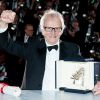 Ken Loach (Palme d'or pour "Moi, Daniel Blake") - Photocall de la remise des palmes du 69e Festival International du Film de Cannes. Le 22 mai 2016. © Olivier Borde-Cyril Moreau/Bestimage