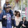 Ben Affleck et Jennifer Garner emmènent leurs enfants Violet, Seraphina et Samuel à l'église à Los Angeles, le 7 mai 2017