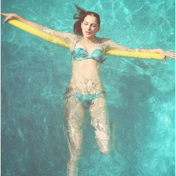 Frédérique Bel s'affiche en maillot de bain sur sa page Instagram le 31 mai 2017