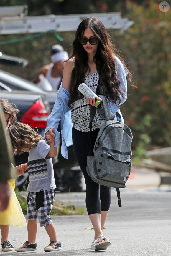 Exclusif - Megan Fox et son mari Brian Austin Green sont allés déjeuner avec leurs enfants Noah, Journey et Bodhi au restaurant Nobu à Malibu, le 22 mai 2017