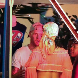Rihanna sur le tournage d'un nouveau clip avec DJ Khaled et Bryson Tiller, dans le quartier de Little Haiti à Miami. Le 5 juin 2017. © CPA/Bestimage
