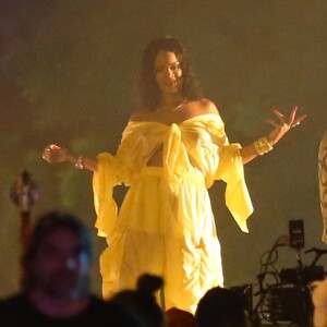 Rihanna, DJ Khaled et Bryson Tiller sur le tournage d'un nouveau clip dans le quartier de Little Haiti à Miami, le 5 juin 2017. © CPA/Bestimage