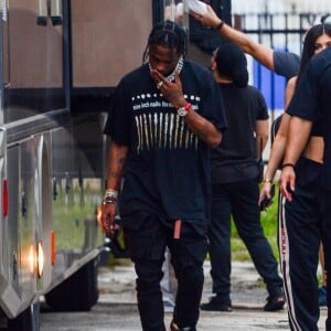 Kylie Jenner et son compagnon Travis Scott à Miami, le 6 juin 2017