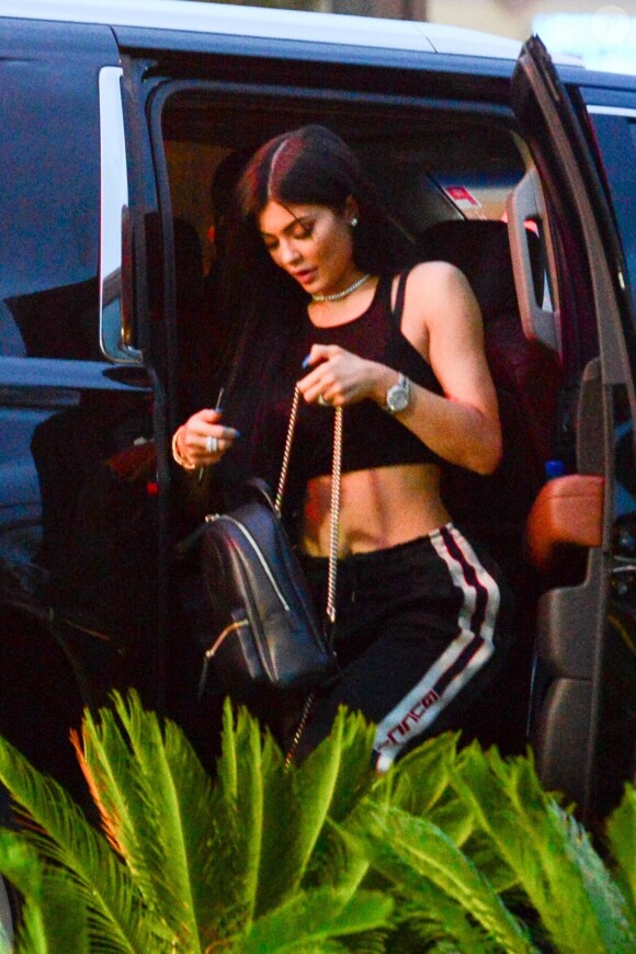Kylie Jenner et son compagnon Travis Scott à Miami, le 6 juin 2017