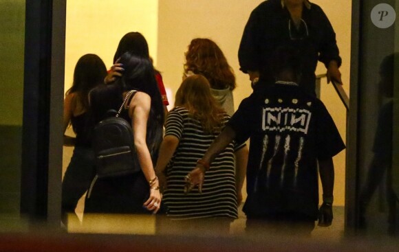 Kylie Jenner et son compagnon Travis Scott à Miami, le 6 juin 2017