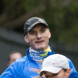 Exclusif - Pippa Middleton, son mari James Matthews et leur coach font un jogging à Sydney, en Australie. Le 31 mai 2017.