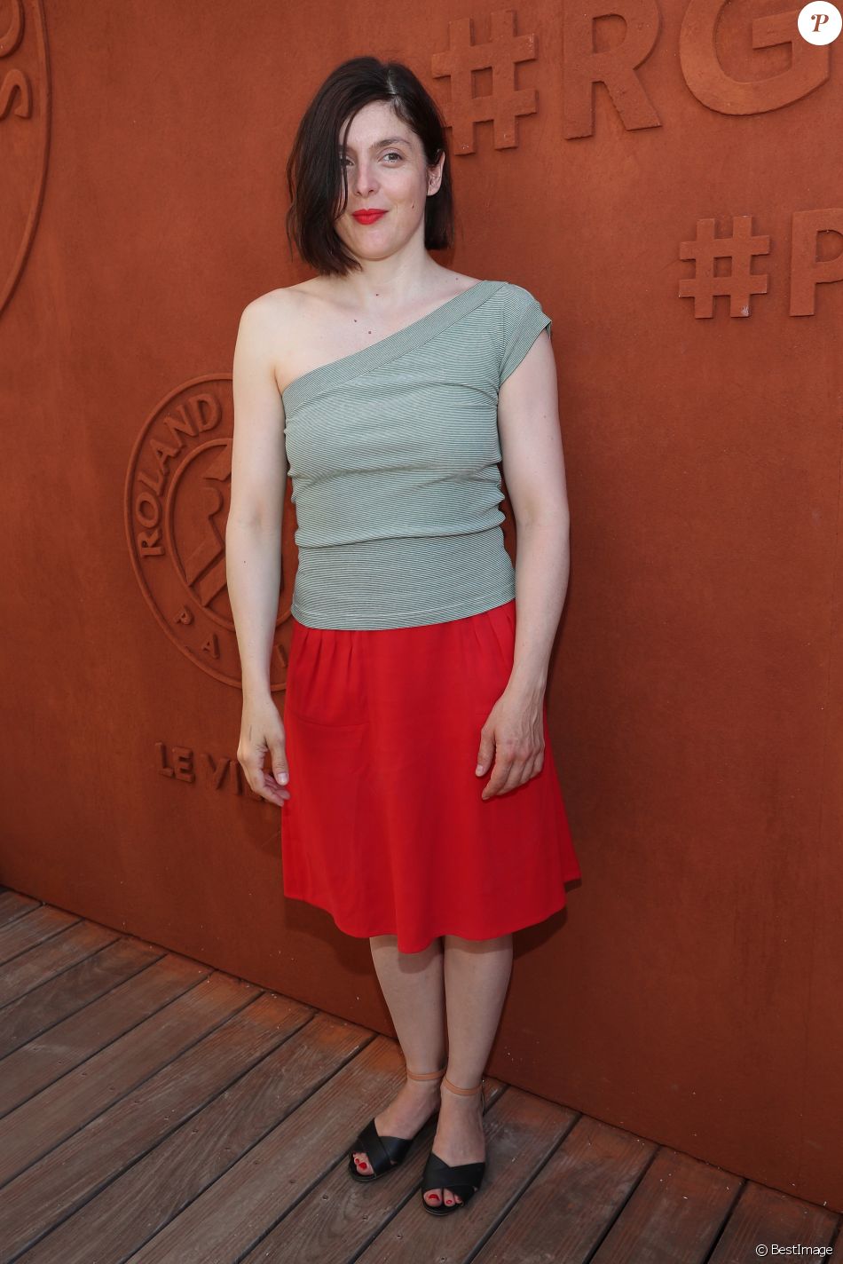 Valérie Donzelli lors des Internationaux de France de Roland-Garros à