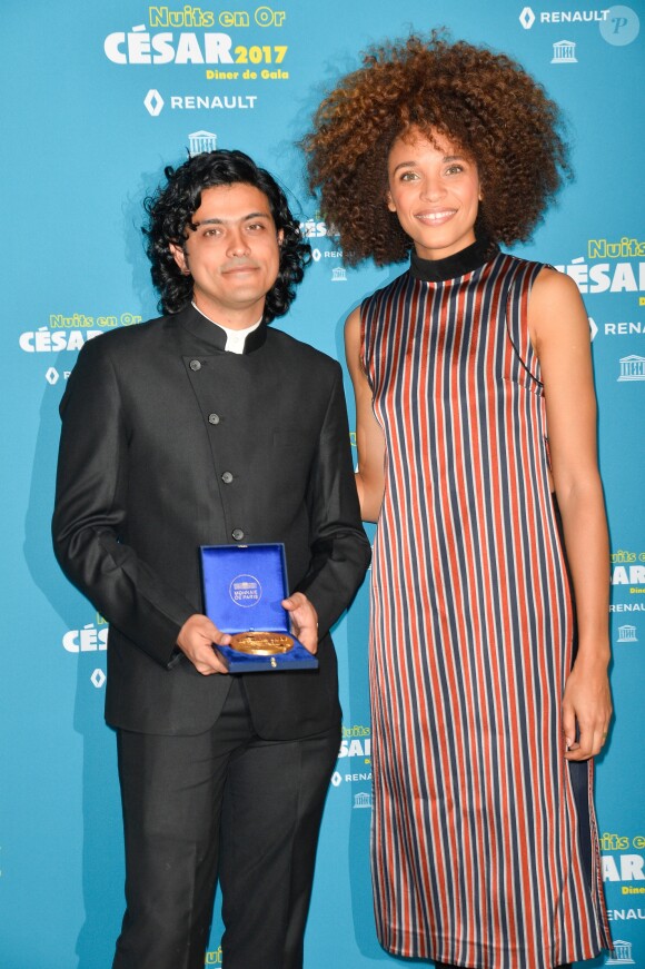 Hardik Mehta et Stéfi Celma habillée par Kalyah - Dîner de gala "Les Nuits en Or 2017" à l'Unesco organisé par l'Académie des César à Paris le 12 juin 2017. © Coadic Guirec/Bestimage
