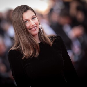 Laetitia Casta - Montée des marches du film "The Meyerowitz Stories" lors du 70ème Festival International du Film de Cannes. Le 21 mai 2017. © Borde-Jacovides-Moreau / Bestimage