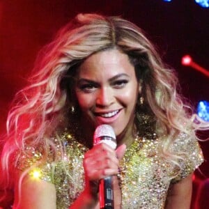 Beyoncé en concert à l'Arena O2 de Londres dans le cadre du "Mrs. Carter World Tour", le 6 mars 2014.