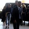 Kristen Stewart et sa petite amie Stella Maxwell arrivent à l'aéroport d'Orly. Le 14 juin 2017.