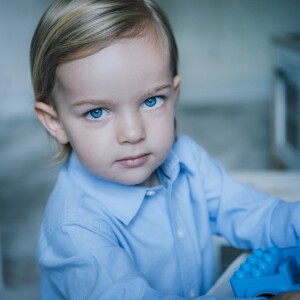 Portrait du prince Nicolas de Suède par Kate Gabor pour son 2eme anniversaire le 15 juin 2017.