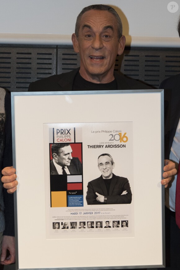 Thierry Ardisson - Cérémonie du Prix Philippe Caloni décerné à Thierry Ardisson à la SCAM (Société civile des auteurs multimedia) à Paris le 17 janvier 2017. © Pierre Perusseau/Bestimage