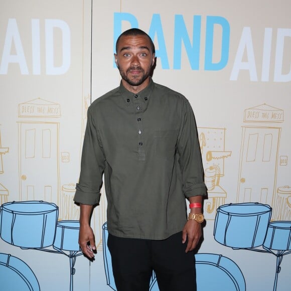 Jesse Williams lors de la première de ''Band Aid'' au Theatre du Ace Hotel à Los Angeles, le 30 mai 2017.