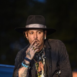 Johnny Depp lors de la projection du film The Libertine au Glastonbury Festival à Worthy Farm, Somerset, le 22 juin 2017.